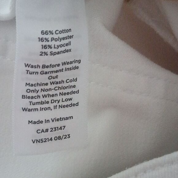 Talbots white Curvy Barely Boot Jeans  Sz 10 NWOT - Picture 9 of 9